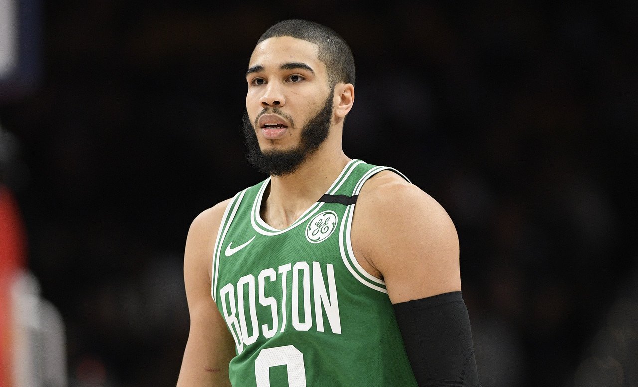 手机游戏下载官网关于巴黎圣日耳曼前途光明！，塔图姆新星重要助攻表现突出比赛高潮迭起的信息