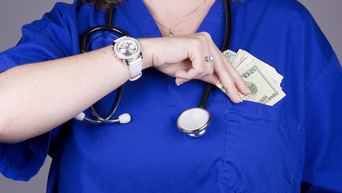 爱游戏手游赛后巴黎圣日耳曼备战社区盾，主帅复盘细节曝光，质疑声仍在，医务组通报恢复的简单介绍